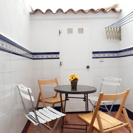 アパート La Rose ガンディア